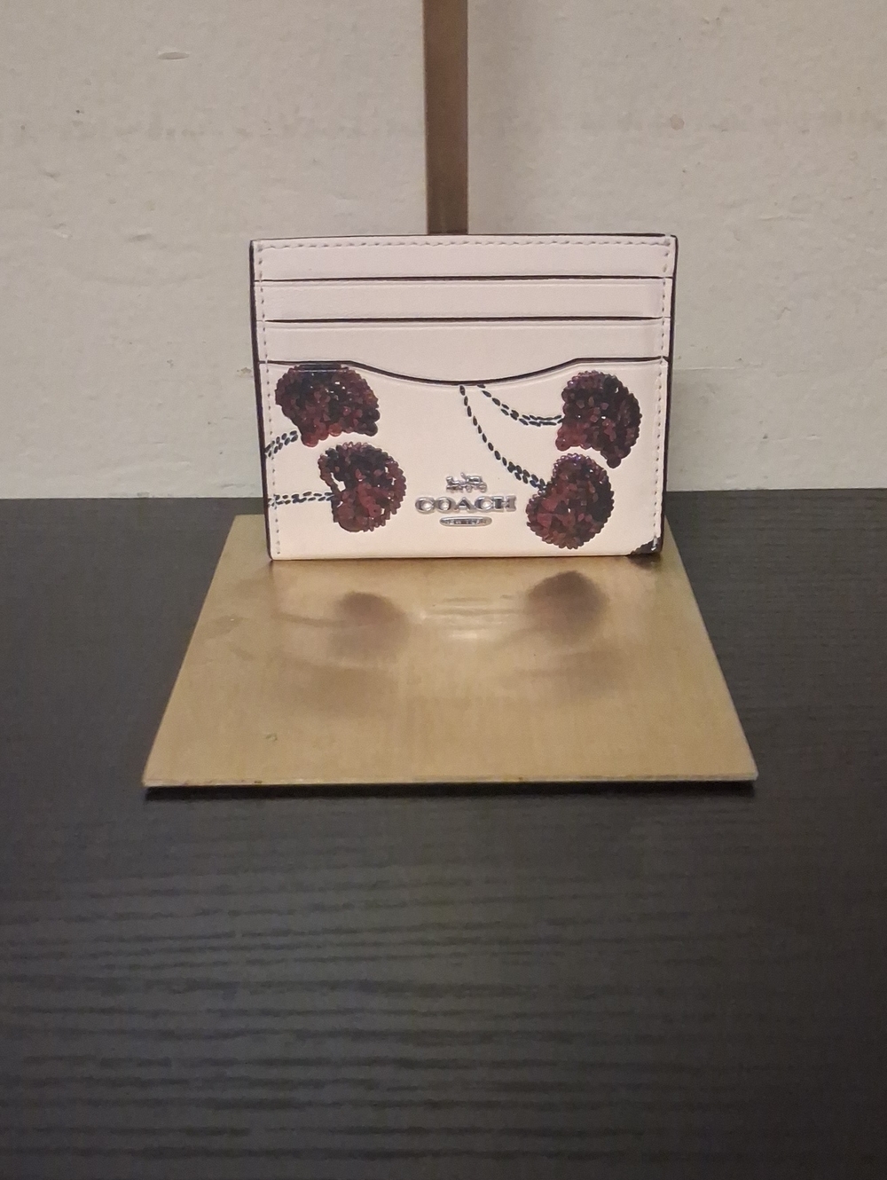 COACH IVORY CHERRY  EMBELLISHED.CARD HOLDER